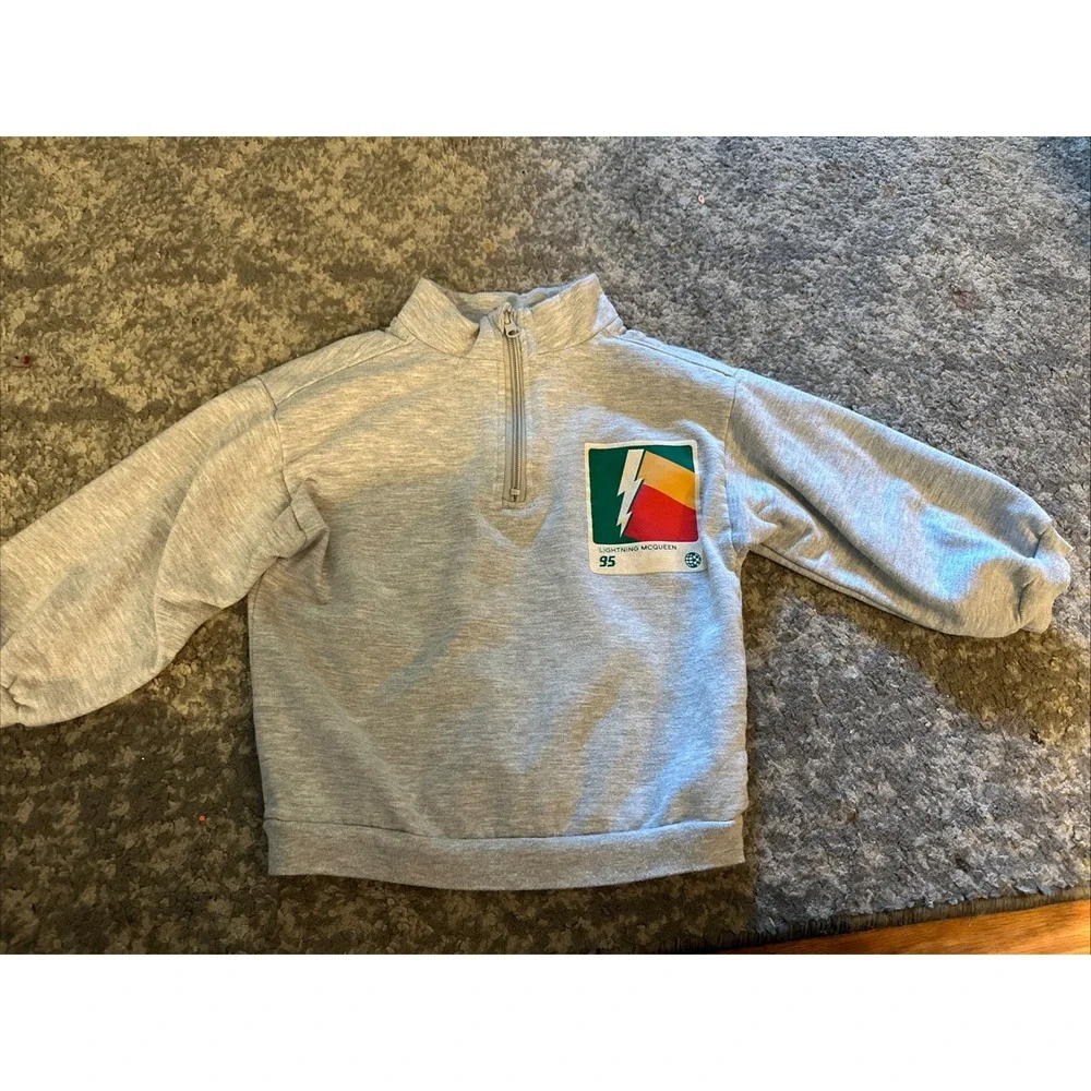 Disney Pixar Lightning McQueen Cars Grey Sweatshirt Boys Size 4